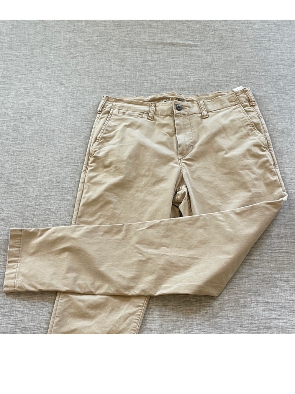American Eagle Chino Pants